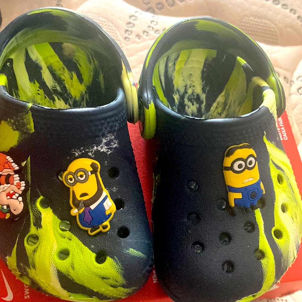 Minion Crocs!!!